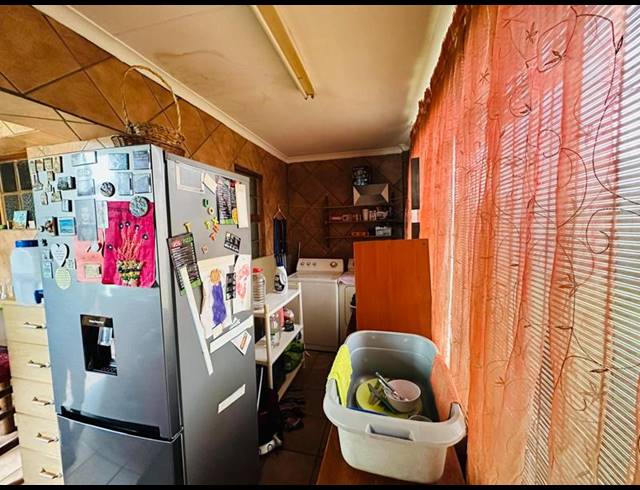 2 BEDROOM HOUSE FOR SALE IN PRIMROSE